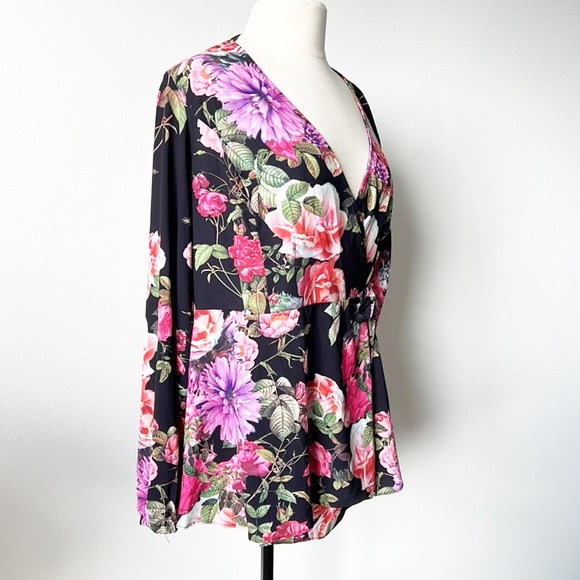 City Chic Floral Wrap Blouse - Picture 10 of 13